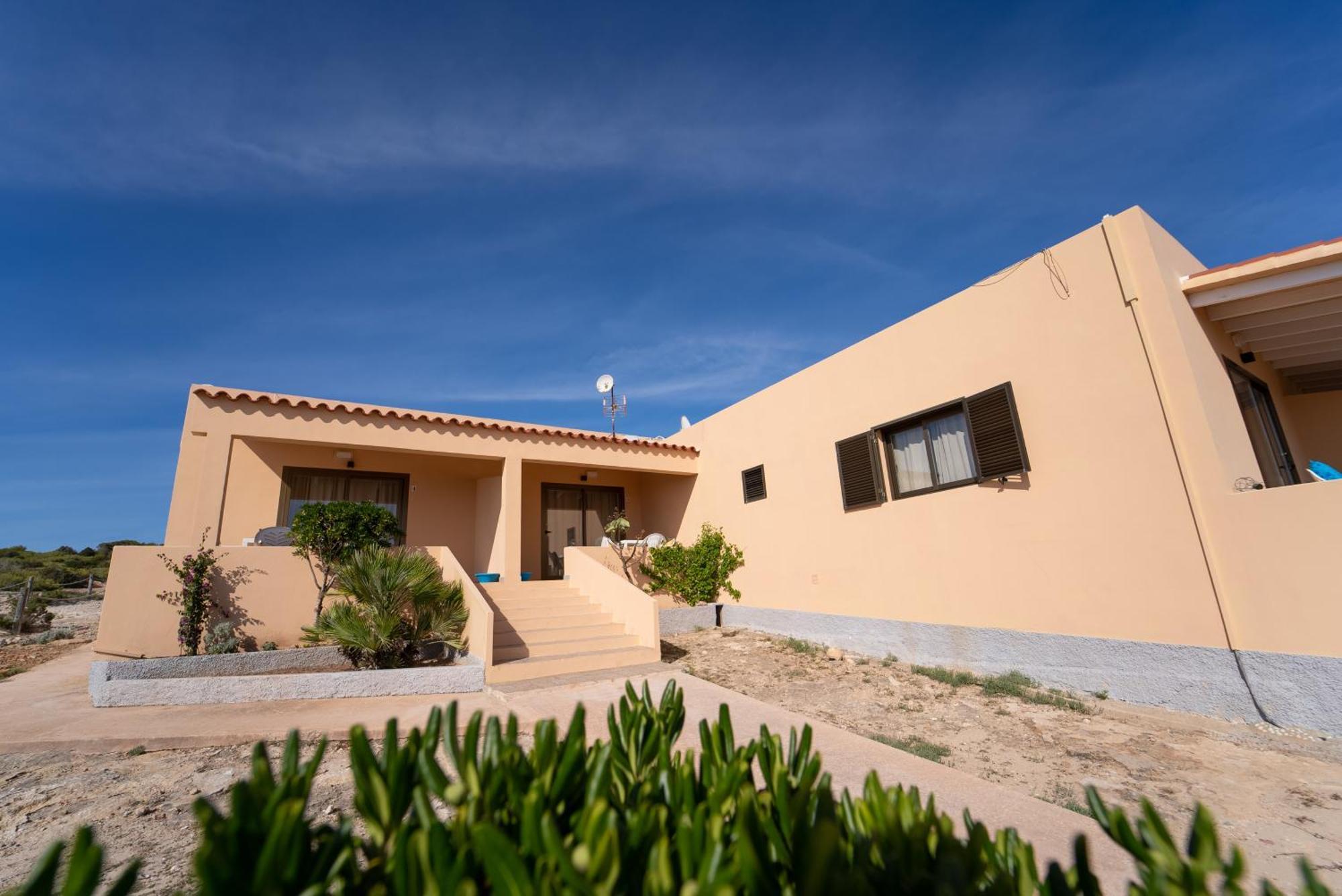Вилла Arenas Del Mar Formentera Es Arenals Экстерьер фото